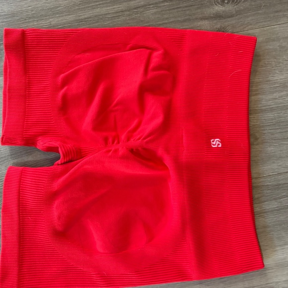 Women’s stretch Shorts size M - Picture 2 of 3